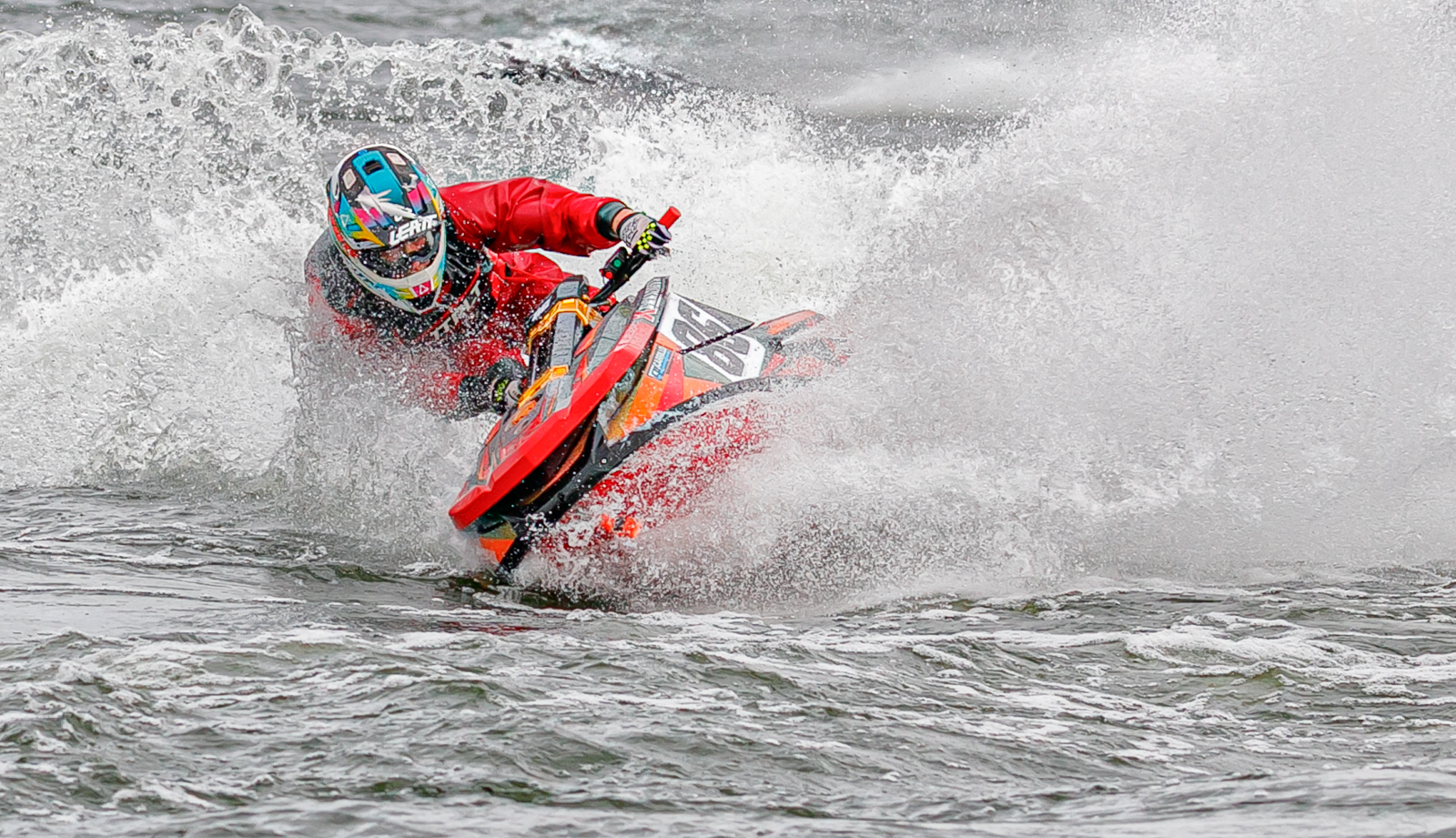 2nd-Bob-Coote-Jet-Ski-Cornering