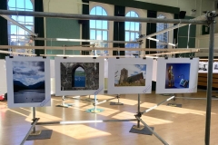 Phil-Gravet-Quiet-moment-at-the-exhibition-2018